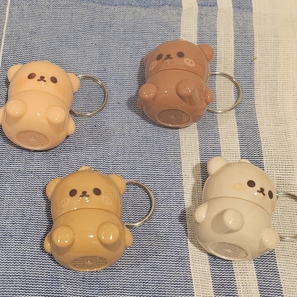 Bear Keychain Lipbalm - Picture 5 of 5